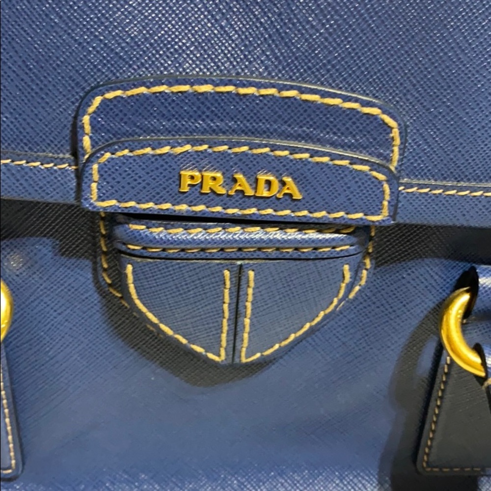 Prada bag - Picture 9 of 9
